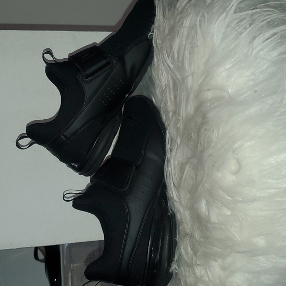 Kids Puma Axelion Slip On Sneakers - Picture 1 of 4